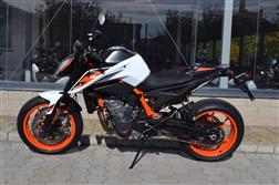 <span>KTM</span> 890 Duke R