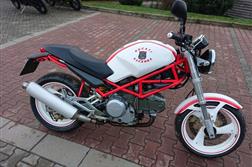 <span>Ducati</span> Monster 600